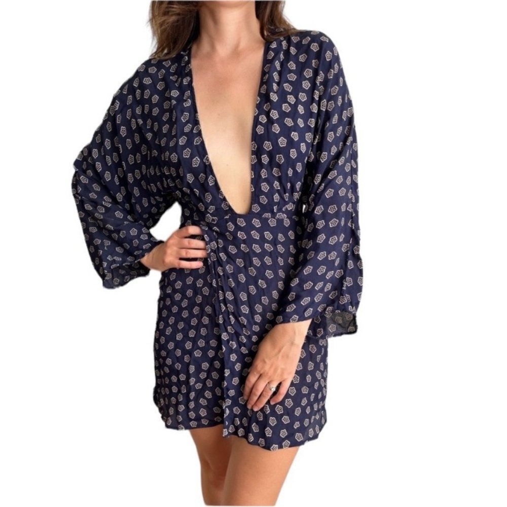 Reformation Mini Blue Dress V Neck Long Sleeve Size 6